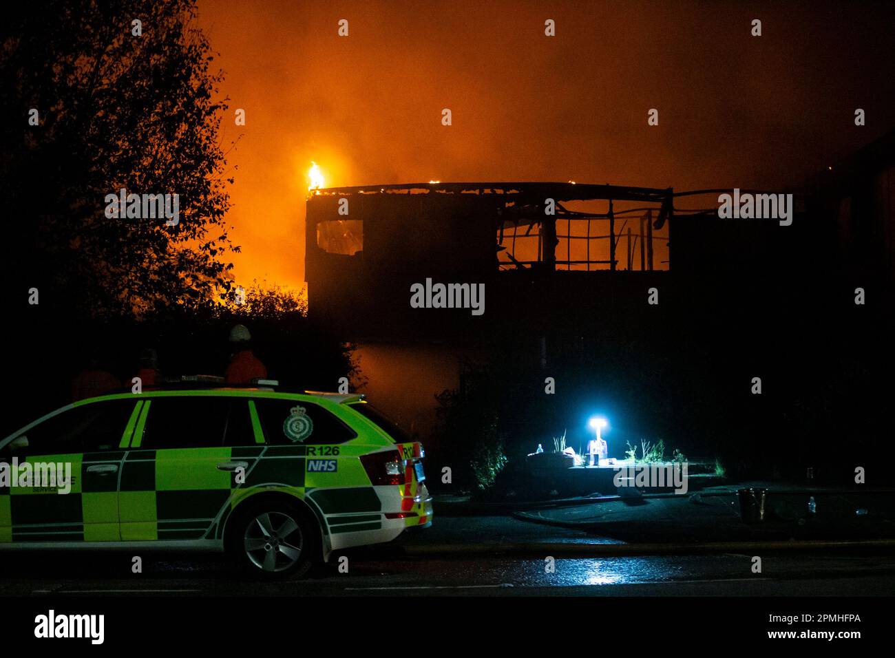 15/09/2020. Skelmersdale, Großbritannien. Die Feuerwehr versucht