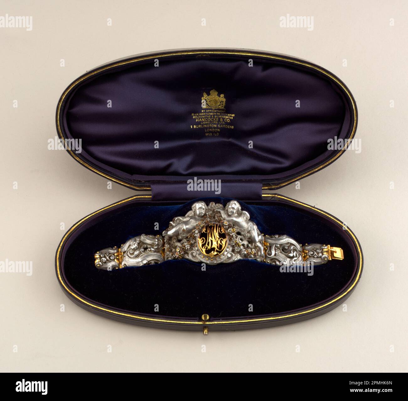 Armband (Frankreich); in Verbindung mit Honore Severin Bourdoncle (Frankreich, 1823-1893); Aluminium, Gold, Messing Stockfoto