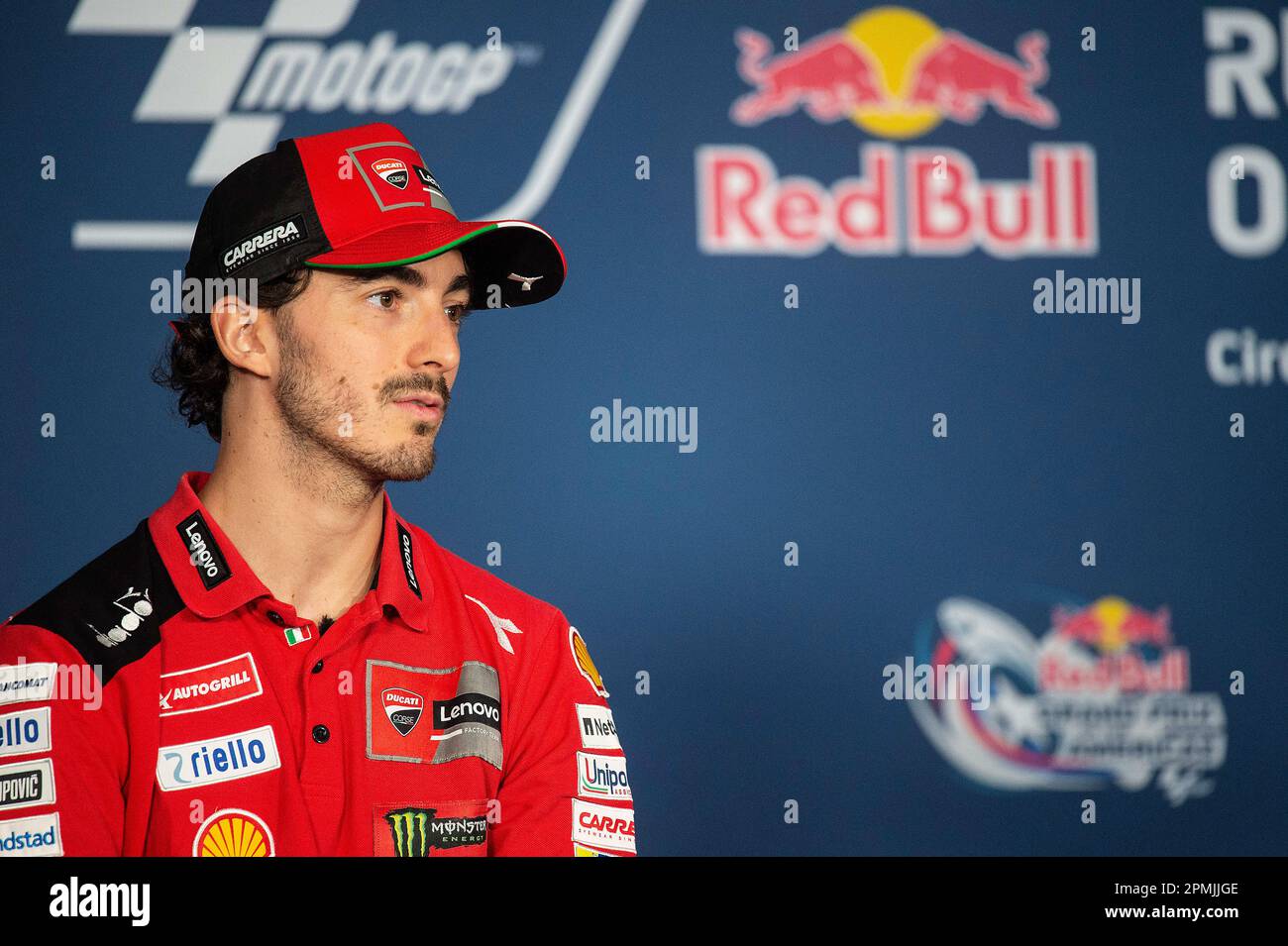 Amerika. 13. April 2023. Pressekonferenz vor der Veranstaltung mit den MotoGP-Fahrern Francesco Bagnaia (63) und dem Ducati Lenovo Team auf dem Red Bull Grand Prix of the Americas, Circuit of the Americas. Austin, Texas. Mario Cantu/CSM/Alamy Live News Stockfoto