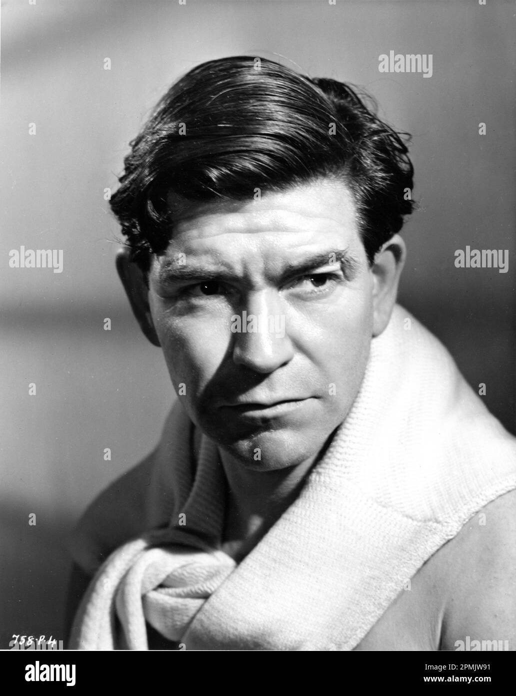 ROBERT BEATTY im QUADRATISCHEN RING 1953 Regisseur BASIL DEARDEN spielt Ralph W. Peterson A Michael Balcon Production / Ealing Studios / J. Arthur Rank Organisation / General Film Distributors (GFD) Stockfoto