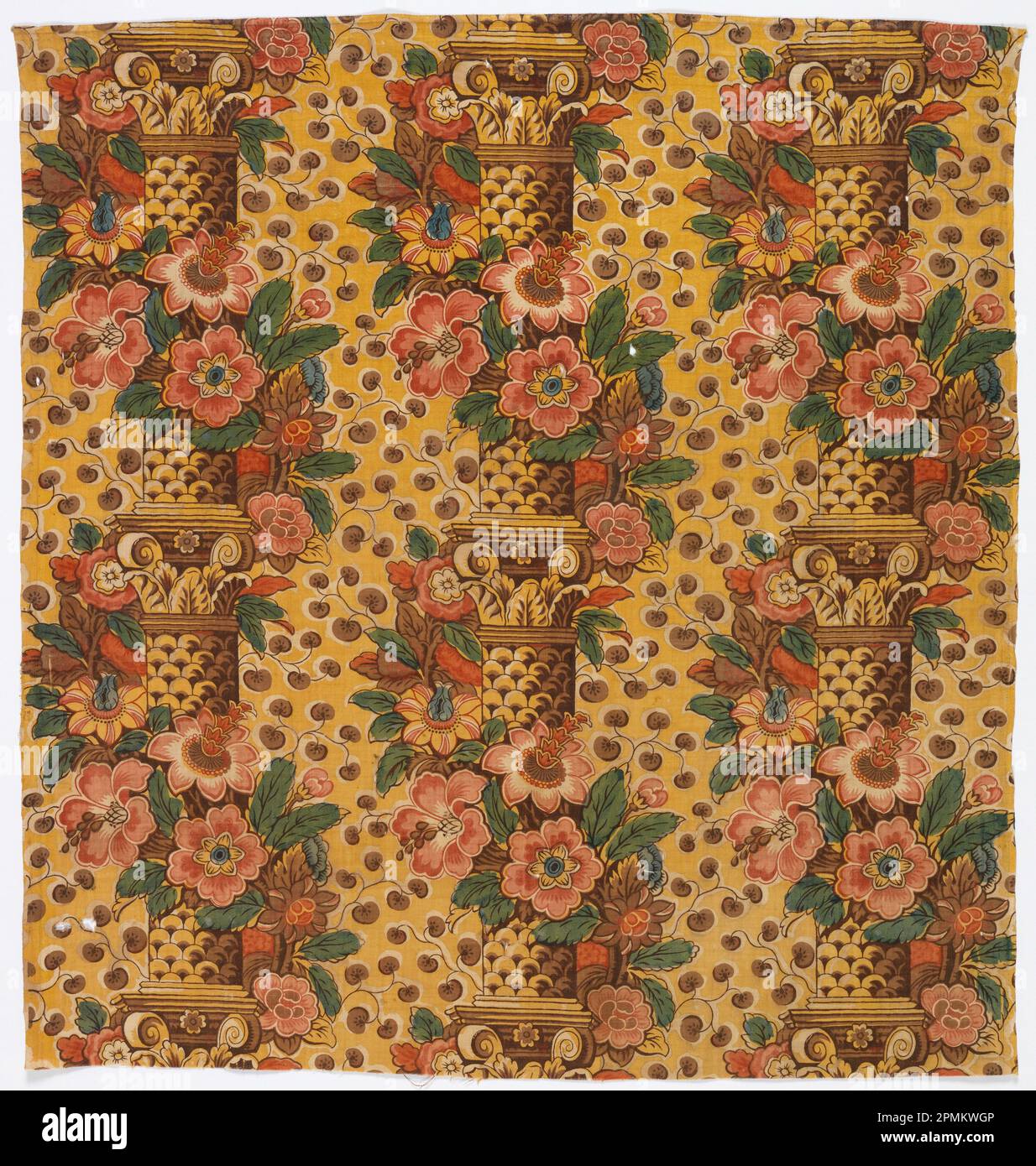 Textil (England); Baumwolle; Kette x Schuss: 67,5 x 63,5 cm (26 9/16 x 25 Zoll) Wiederholung H x B: 30 x 21,5 cm (11 13/16 x 8 7/16 Zoll) Stockfoto