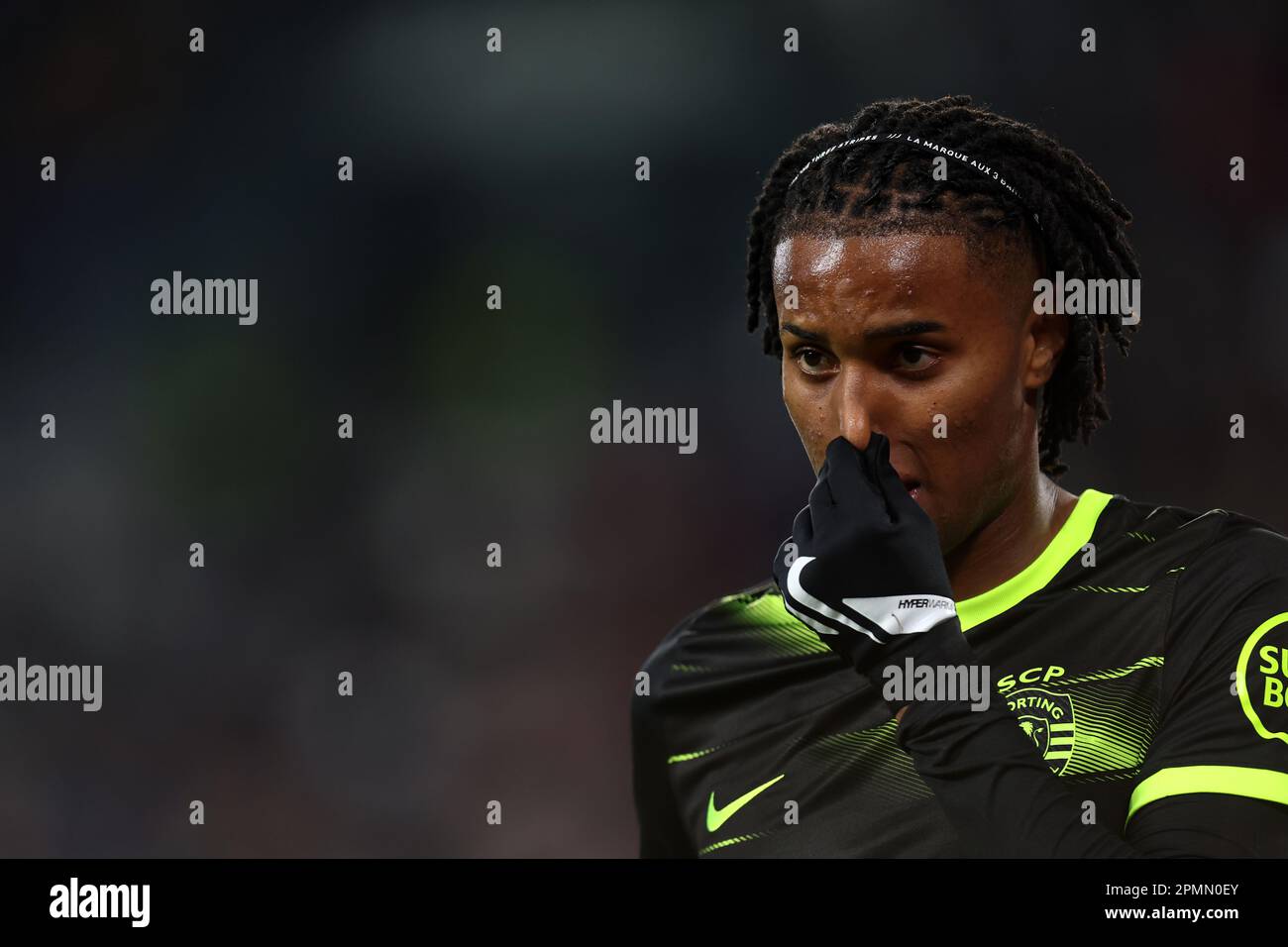 Turin, Italien. 13. April 2023. Youssef Chermiti vom Sporting Clube de Portugal schaut beim Viertelfinale der UEFA Europa League im ersten Spiel zwischen dem FC Juventus und dem Sporting Clube de Portugal am 13 2023. April im Allianz-Stadion in Turin zu . Kredit: Marco Canoniero/Alamy Live News Stockfoto