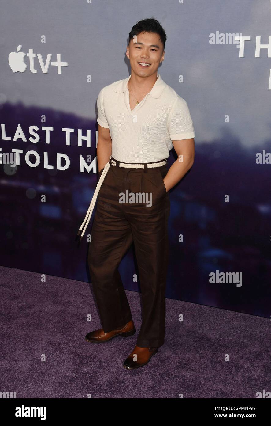Los Angeles, Kalifornien, USA. 13. April 2023. John Harlan Kim nimmt am 13. April 2023 am Regency Bruin Theatre in Los Angeles, Kalifornien, an der Apple TV-Premiere „The Last Thing He That Me“ Teil. Kredit: Jeffrey Mayer/Jtm Photos/Media Punch/Alamy Live News Stockfoto