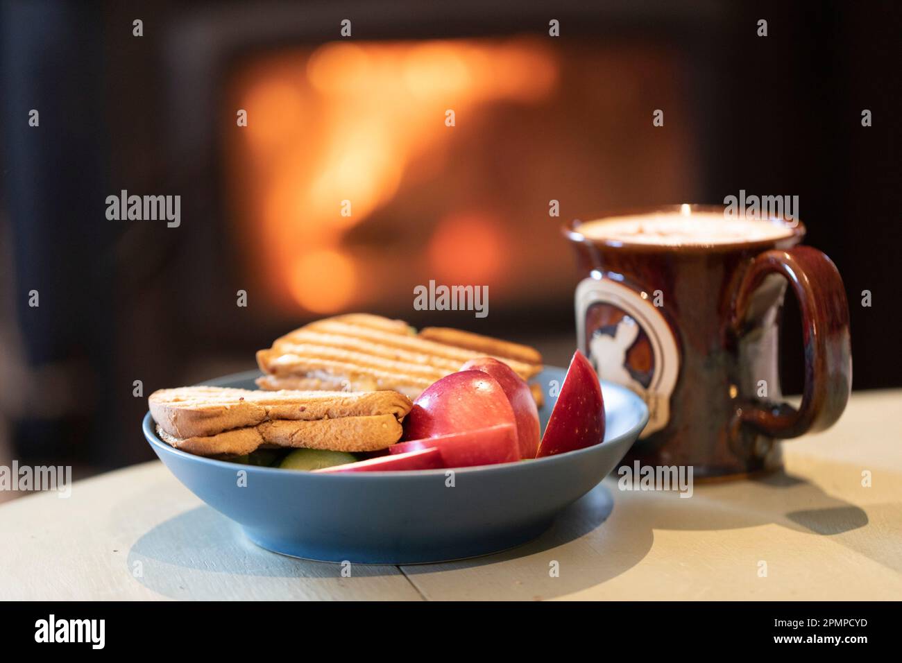 Gesunde Mahlzeit in einer Schüssel; Ottawa Valley, Ontario, Kanada Stockfoto