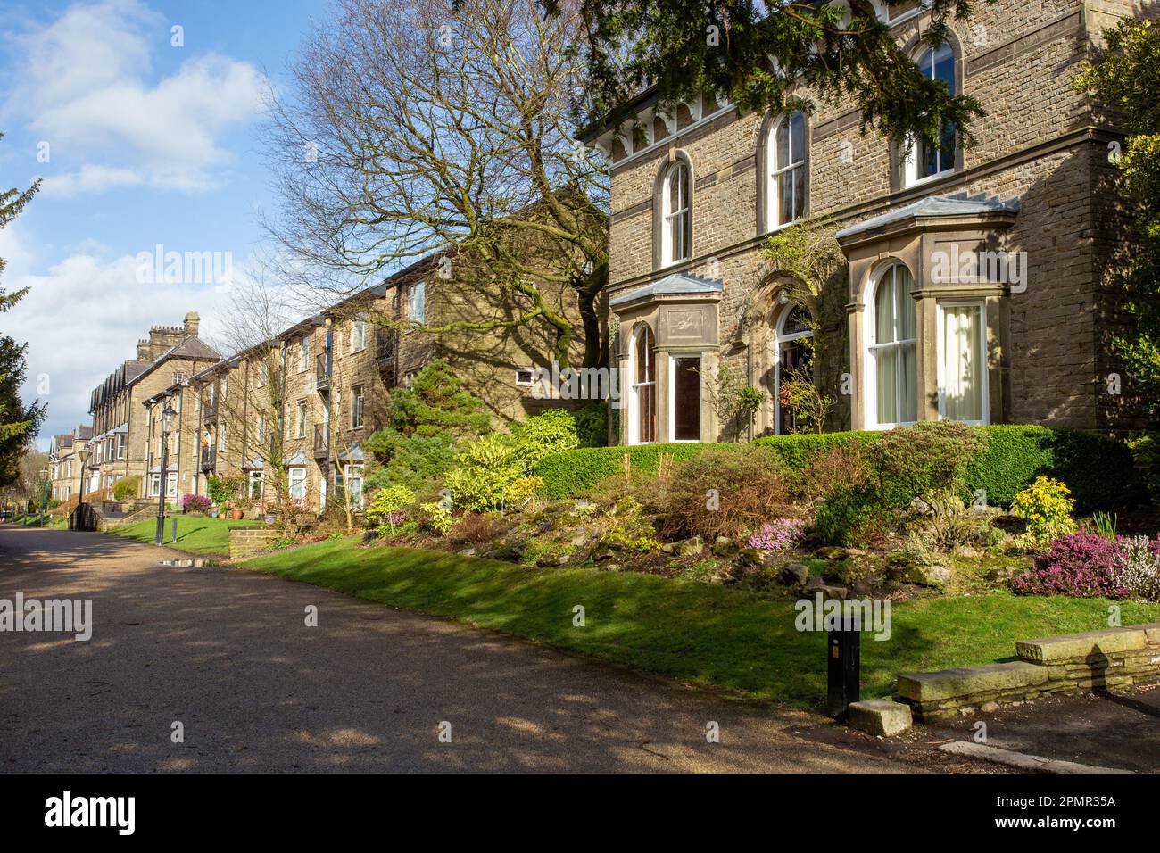 Viktorianische Häuser in der Derbyshire Spa-Stadt Buxton im English Peak District England Stockfoto