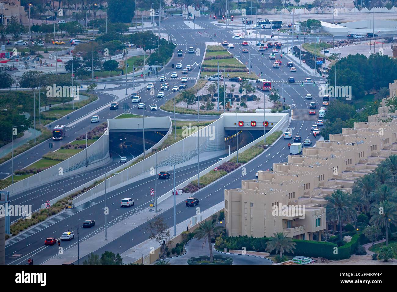 Pearl Qatar Bridge und Unterführung aus der Vogelperspektive Stockfoto