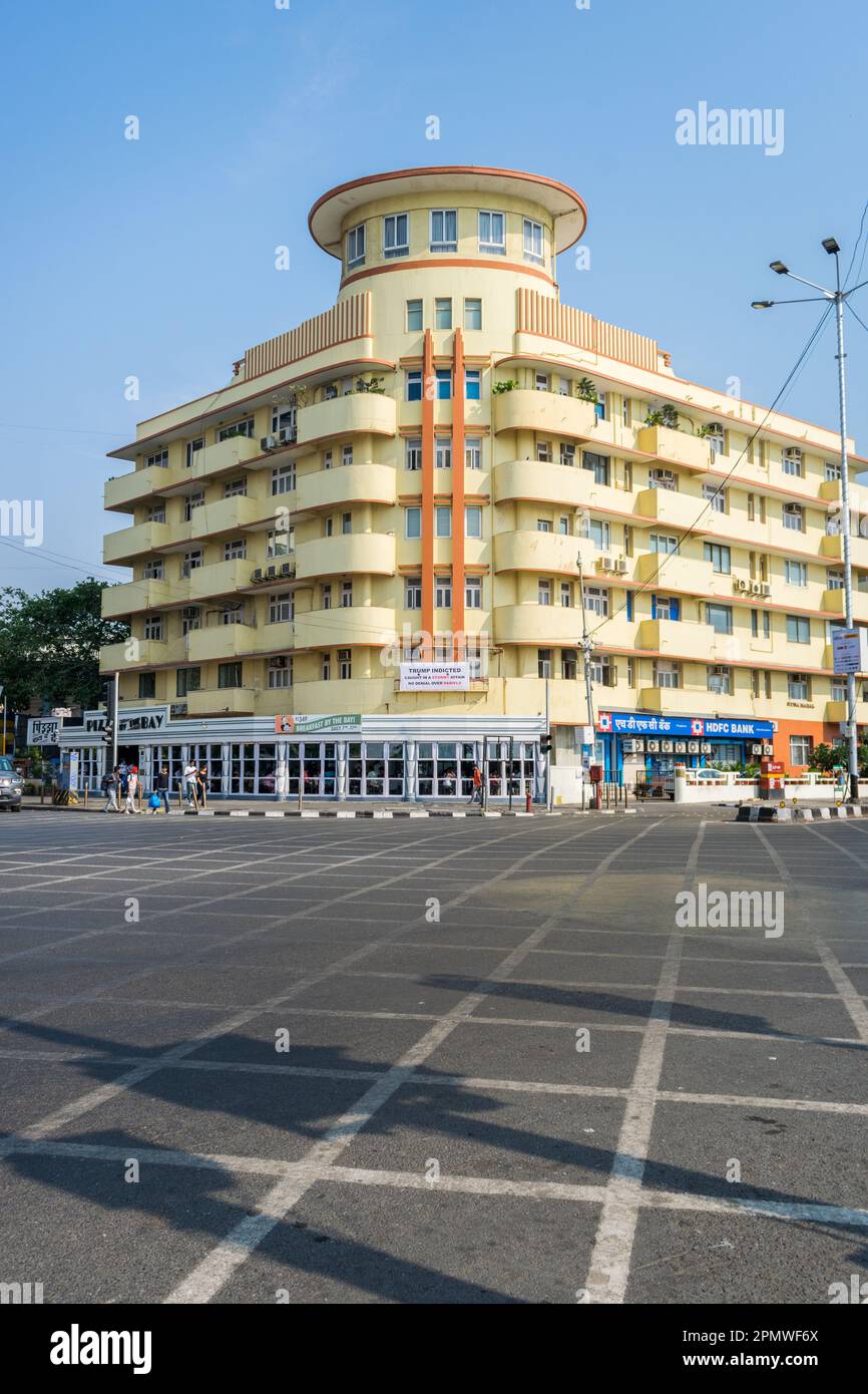 Die Fassade des berühmten Soona Mahal Building am Nariman Point in Mumbai, Indien Stockfoto