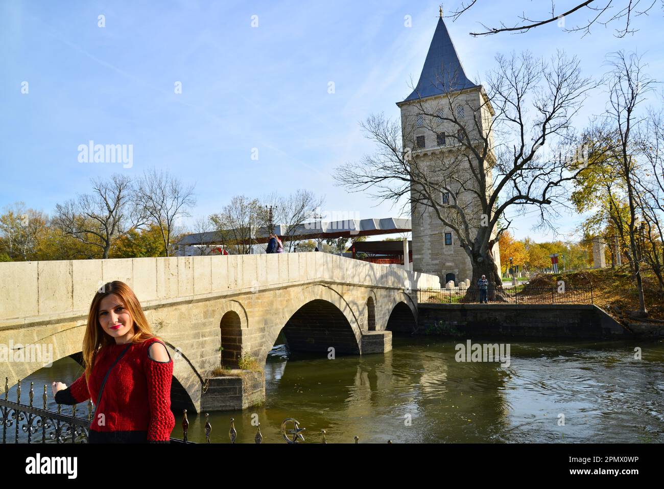 Ein reisendes Modellmädchen, das in der Türkei reist Stockfoto