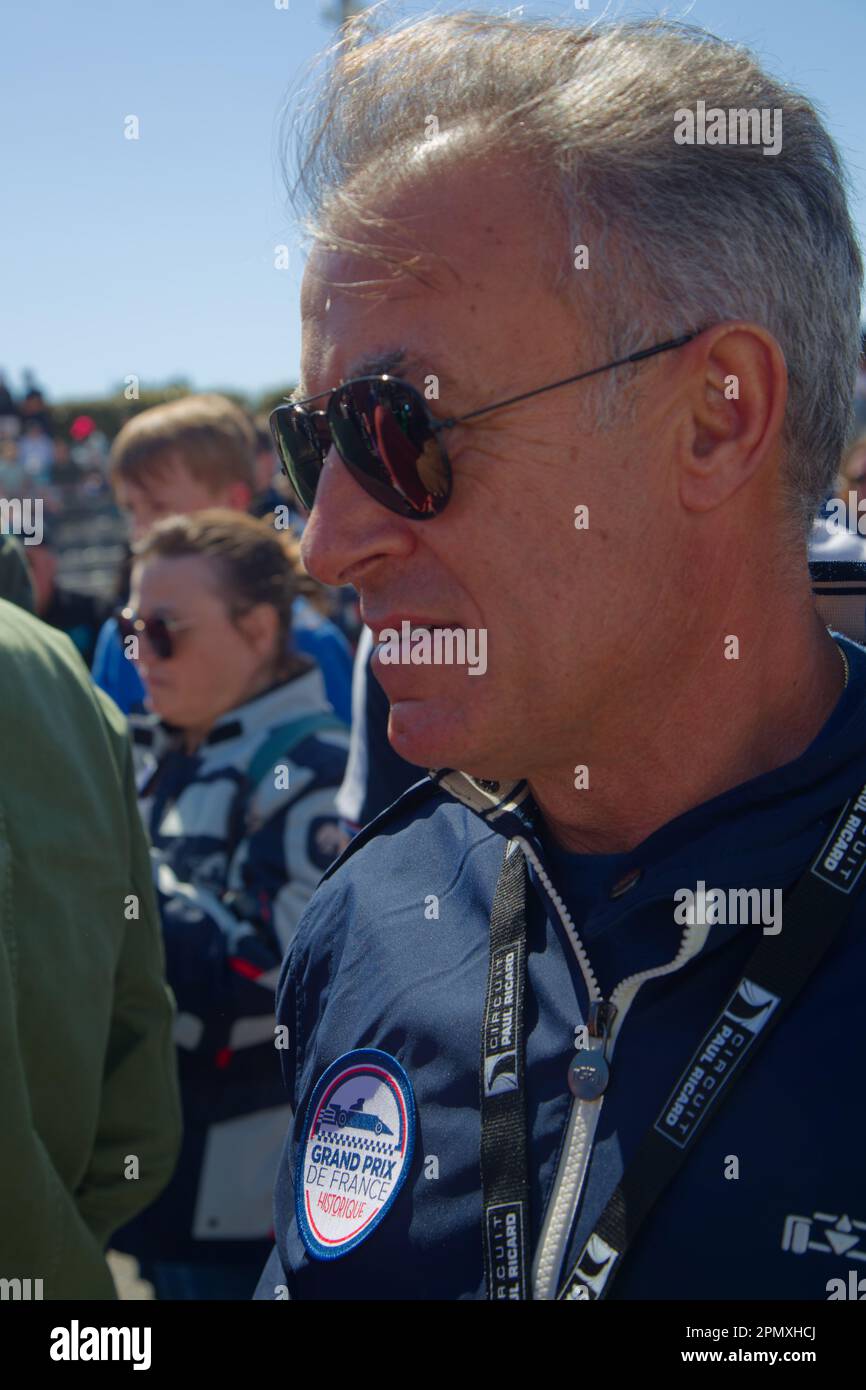 LE CASTELLET, FRANKREICH, 8. April 2023 : ehemaliger französischer Fahrer Jean Alesi aus dem Jahr F1 während des fünften französischen historischen Grand Prix auf dem Circuit Paul Ricard Stockfoto