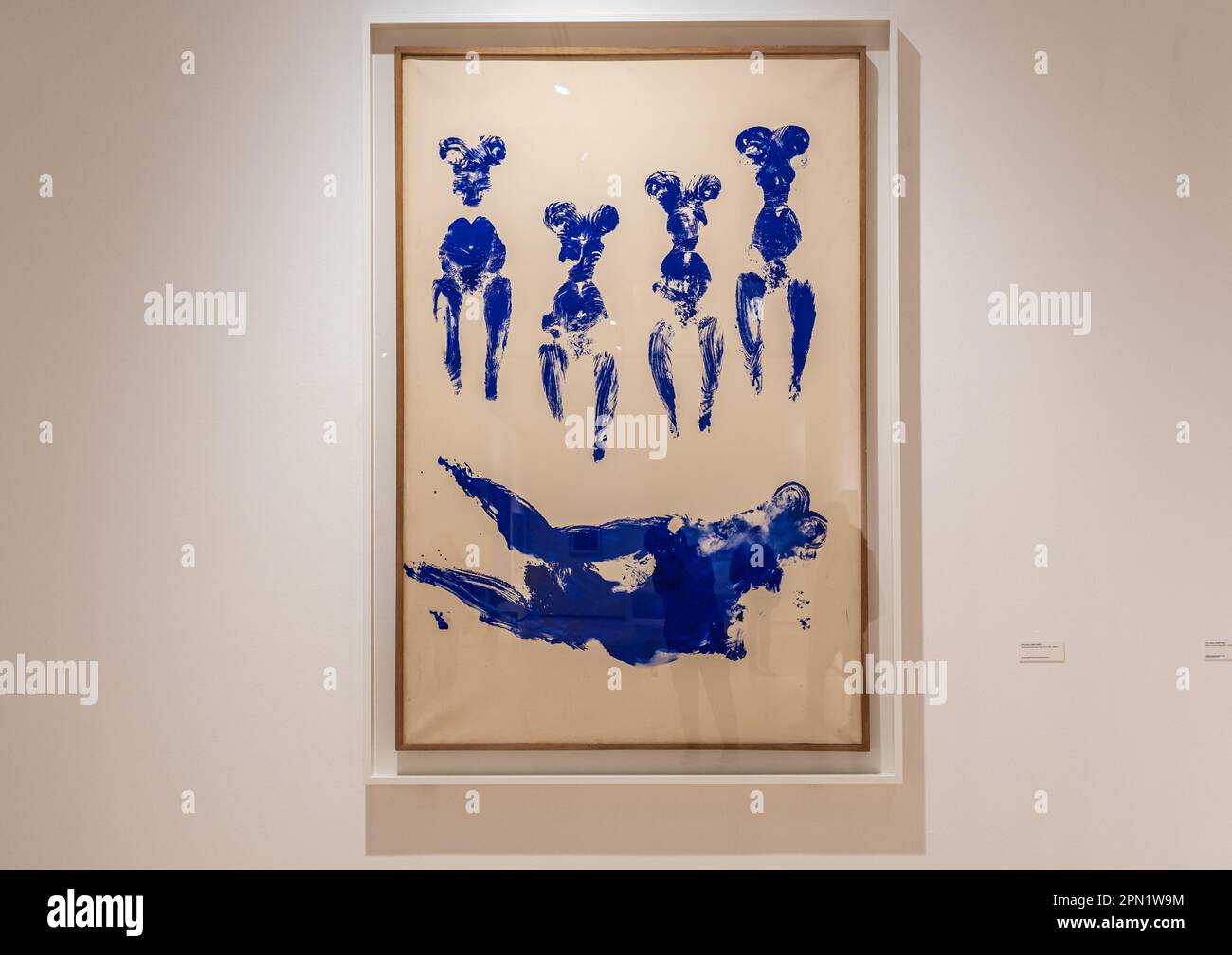 Yves klein kunstwerk Fotos und Bildmaterial in hoher Auflösung Alamy