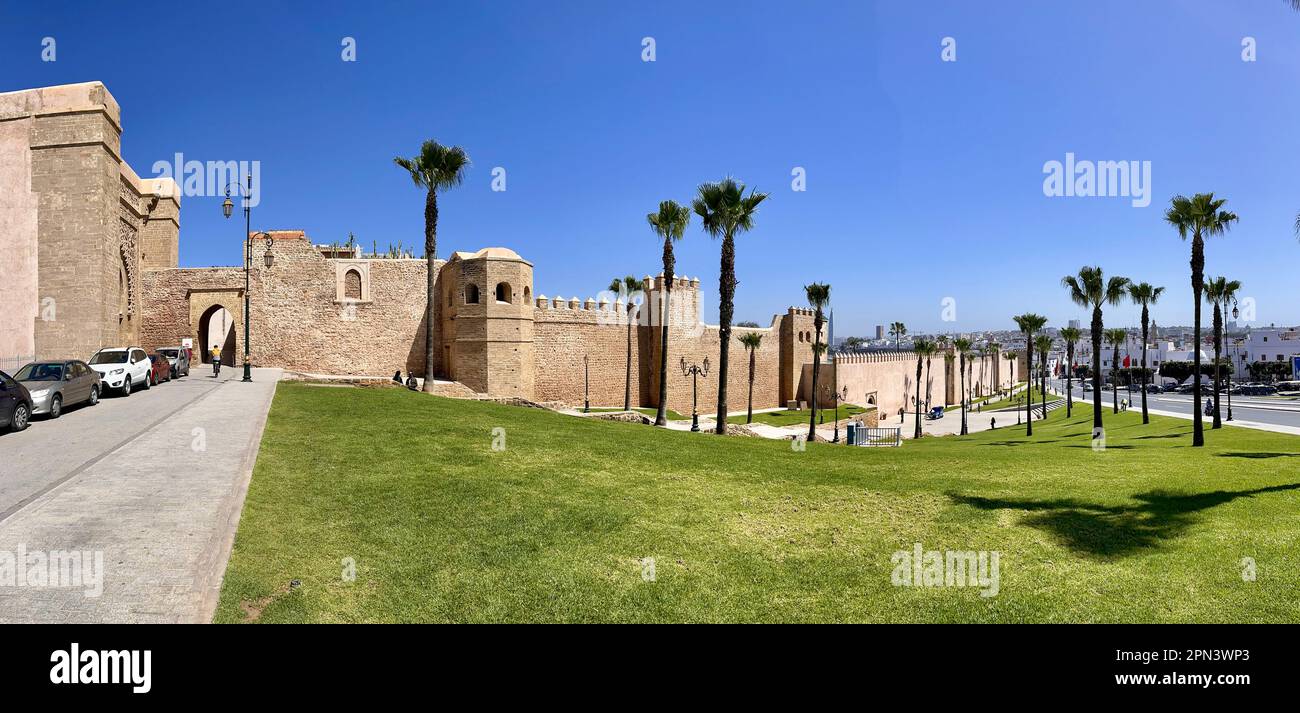 Marokko: Rabat, Blick auf die alte Kasbah der Udayas, die Zitadelle, die im 12. Jahrhundert von den Almohads auf einem Hügel in der Nähe des Medina-Viertels erbaut wurde Stockfoto