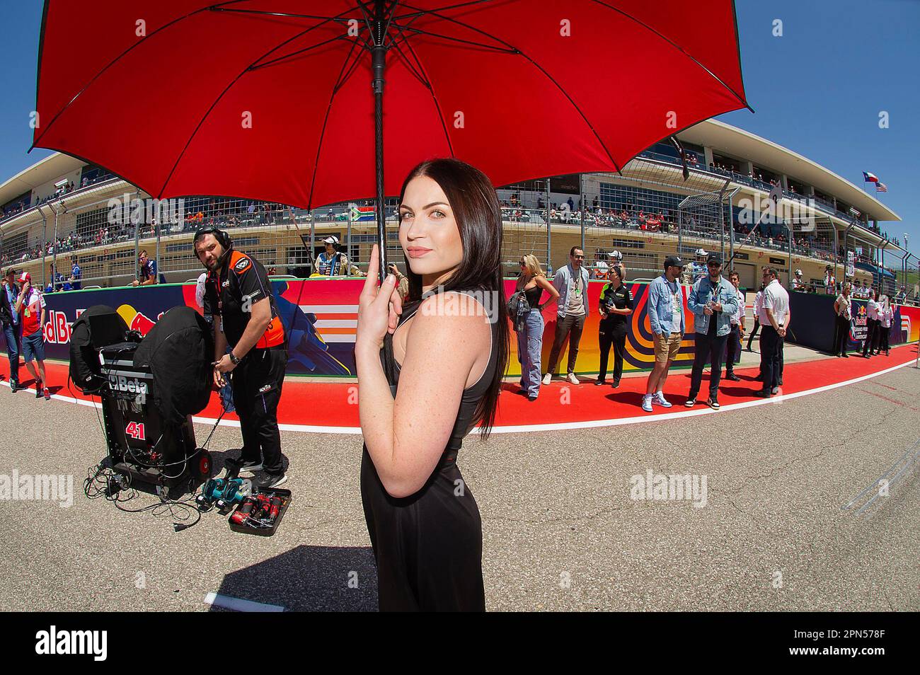 Amerika. 16. April 2023. Paddock Girls in Aktion beim MotoGP Red Bull Grand Prix of the Americas, Circuit of the Americas. Austin, Texas. Mario Cantu/CSM/Alamy Live News Stockfoto