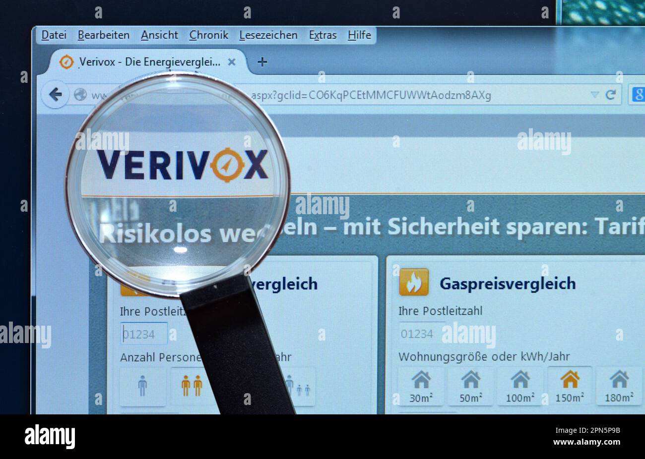 Bildschirm, Internet, Lupe, Vergleichsportal, verivox.de Stockfoto