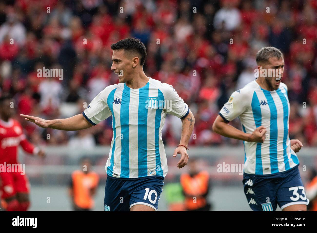 Ciudad De Avellaneda, Argentinien. 16. April 2023. Matias Rojas vom Racing Club feiert ein Tor bei einem Liga Profesional 2023 Match zwischen Independiente und Racing Club im Estadio Libertadores de America. Endstand: Independiente 1:1 Racing Club Credit: SOPA Images Limited/Alamy Live News Stockfoto