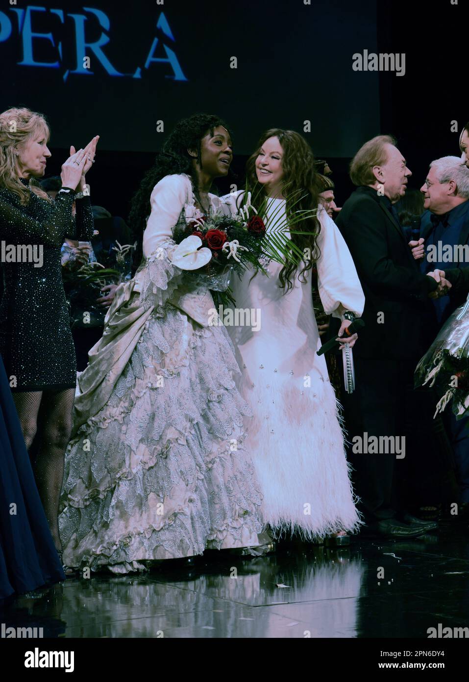 Wunderschne Sarah Brightman Ehepartner Fotos