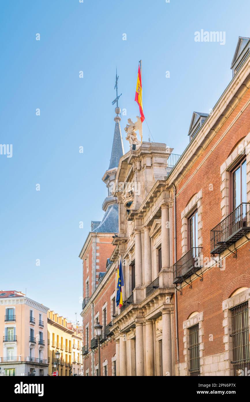 Plaza de Santa Cruz in Madrid, Spanien Stockfoto