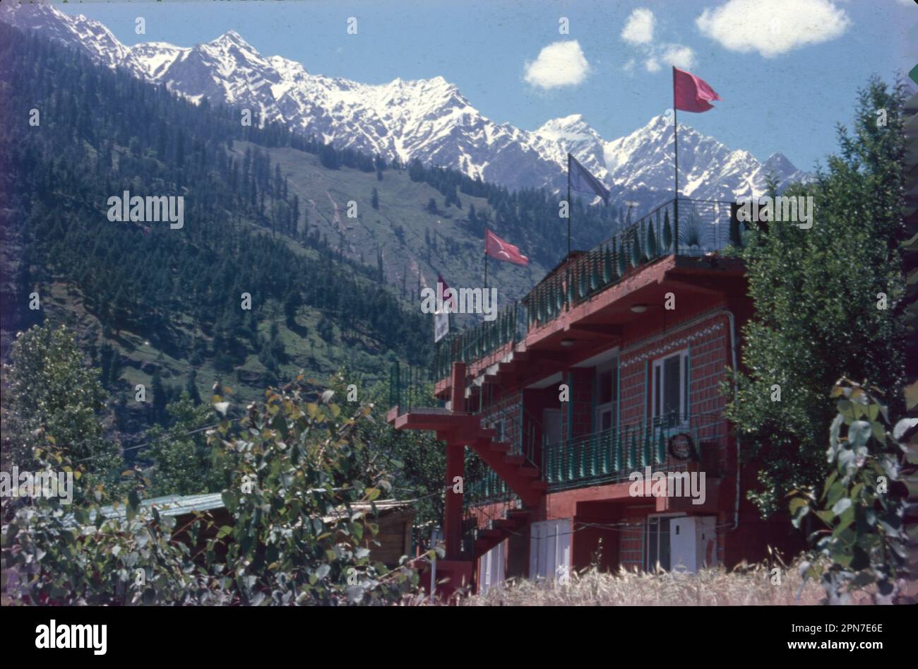Manali ist ein hoch gelegener Ferienort im Himalaya im nördlichen