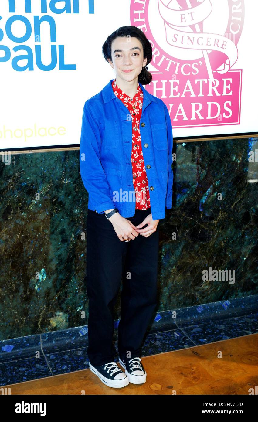 Patsy Ferran nimmt an den jährlichen Critics' Circle Theatre Awards am Soho Place in London Teil. Foto: Montag, 17. April 2023. Stockfoto