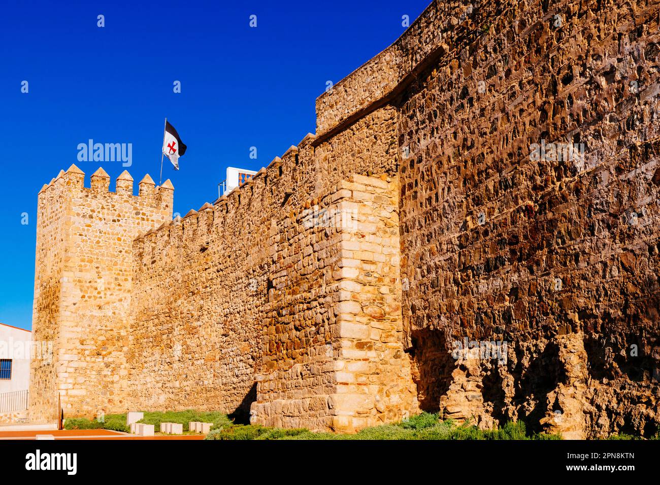 Ummauerte Gehege des Schlosses von Jerez de los Caballeros. Jerez de los Caballeros, Badajoz, Extremadura, Spanien, Europa Stockfoto