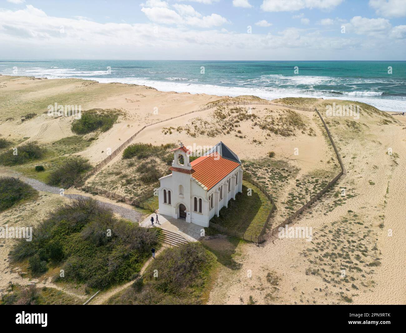 Sainte-Thérèse-Kapelle an der Düne in Labenne-Océan (Labenne (40530), Landes (40), New Aquitaine, Frankreich). Stockfoto