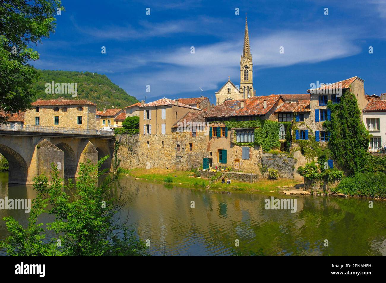 Saint Antonin Noble Val, Fluss Aveyron, Departement Tarn et Garonne, Region Midi-Pyrenäen, Frankreich Stockfoto