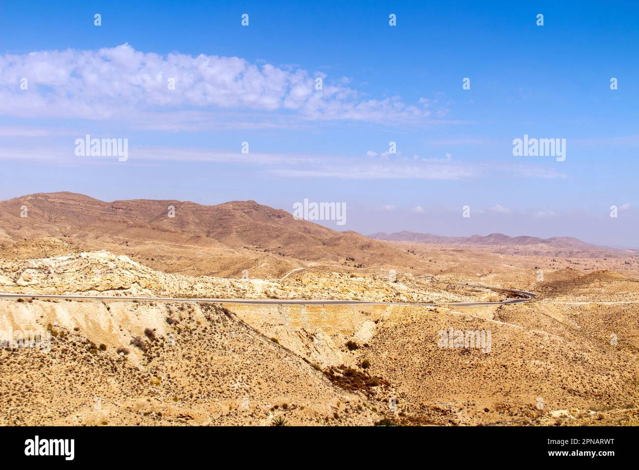 Matmata, eine Berberstadt mit einzigartigen unterirdischen Wohnungen in Tunesien Stockfoto