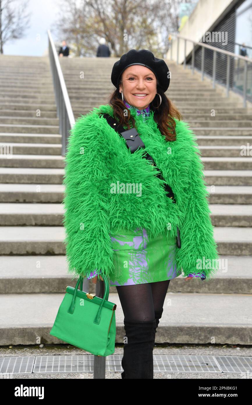 Christine Neubauer bei der Europameisterin von 'Disney100: The Exhibition“ in der Olympiahalle am 17. April 2023 in München Stockfoto