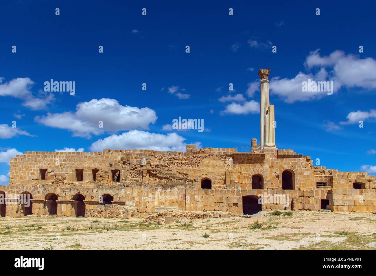 Entdecken Sie die antike römische Stadt Uthina in Tunesien Stockfoto