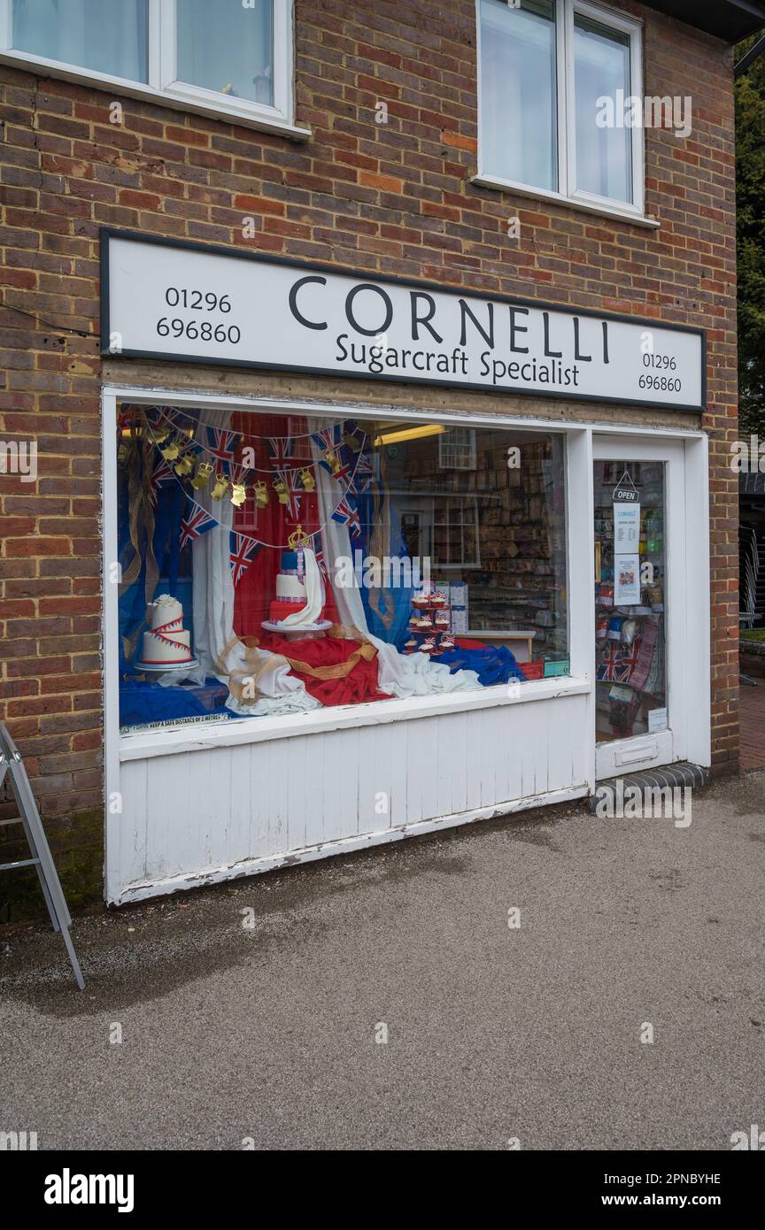 Shopfront of Cornelli Sugarcraft Specialists, ein Kuchendekorations-Equipment Shop in Town Court, High Street, Wendover, Buckinghamshire, England, UK Stockfoto