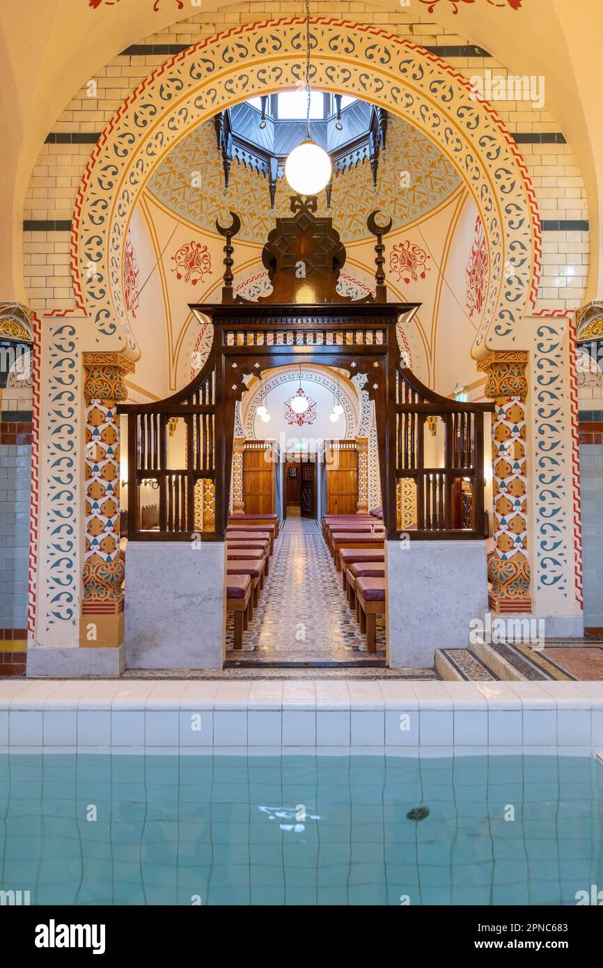 Das Innere der Harrogate Turkish Baths am 17. Oktober 2022 in Harrogate, Yorkshire, England. Kredit: SMP News Stockfoto