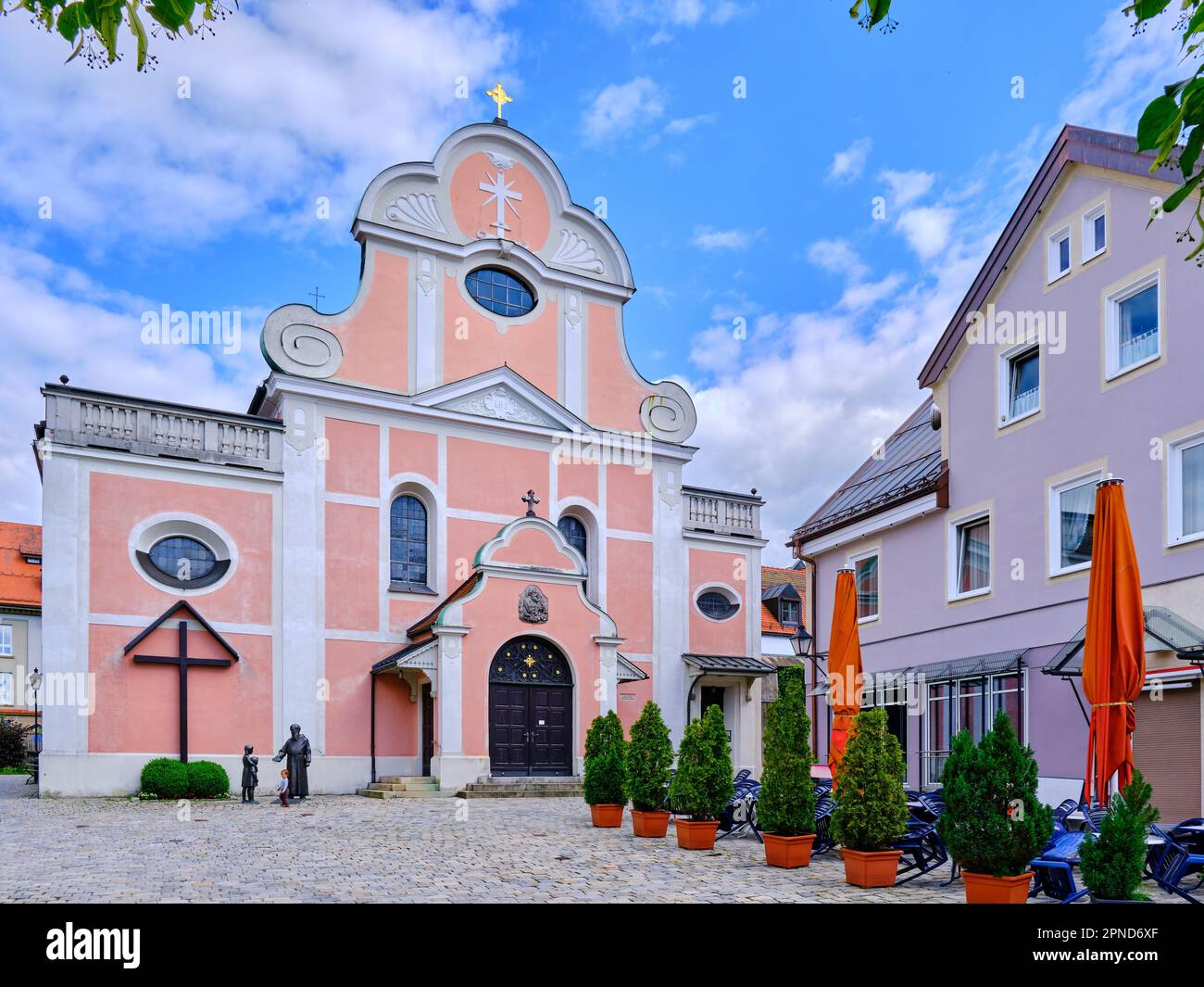 Kapuzinerkloster St. Joseph auf dem Klosterplatz in der Innenstadt von Immenstadt im Allgäu, Bayern, Deutschland, Europa. Stockfoto