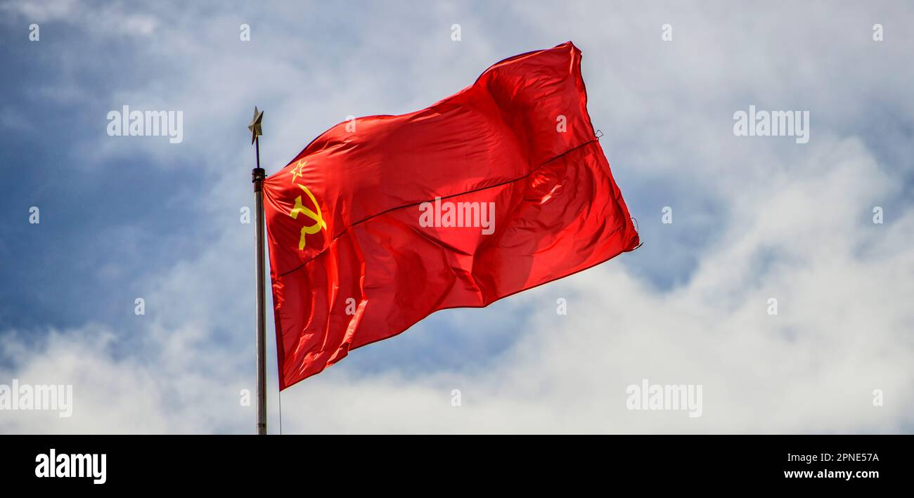 Flagge der Sowjetunion. Russland versucht, die Sowjetunion wiederherzustellen Stockfoto