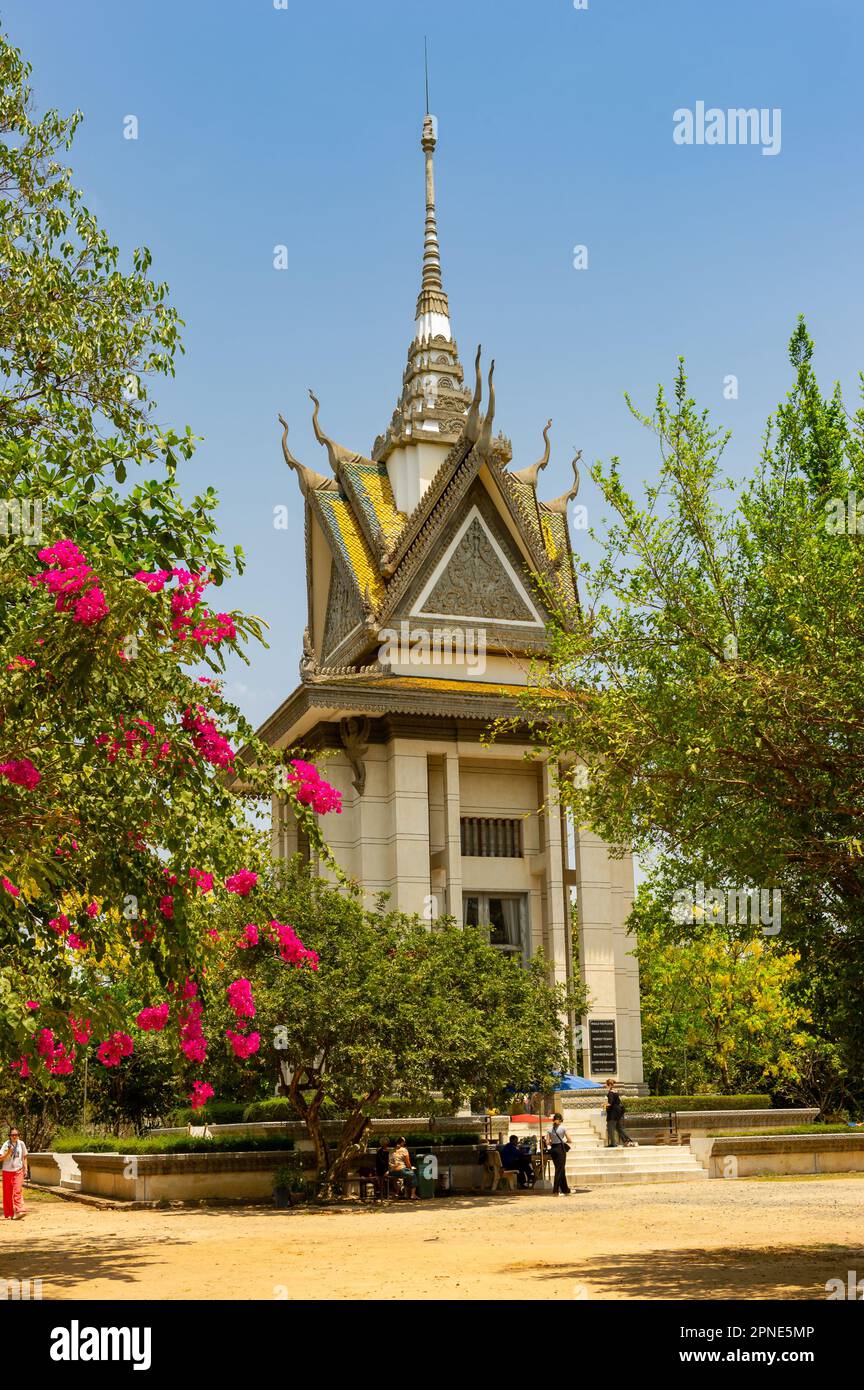 Die buddhistische Stupa im Cheung Ek Genocidal Center, Phnom Penh, Kambodscha Stockfoto