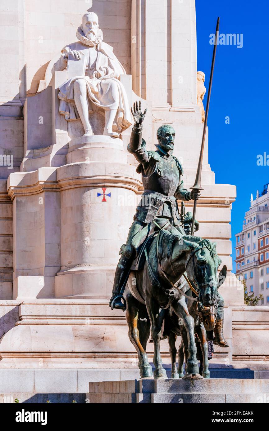 Denkmal für Miguel de Cervantes. Plaza de España - Spanischer Platz. Madrid, Comunidad de Madrid, Spanien, Europa Stockfoto