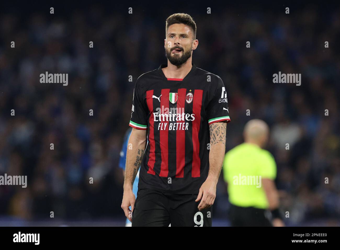 Neapel, Italien. 18. April 2023. Olivier Giroud von AC Milan während des Champions League-Fußballspiels zwischen SSC Napoli und AC Milan im Diego Armando Maradona Stadion in Neapel (Italien), April 18. 2023. Kredit: Insidefoto di andrea staccioli/Alamy Live News Stockfoto