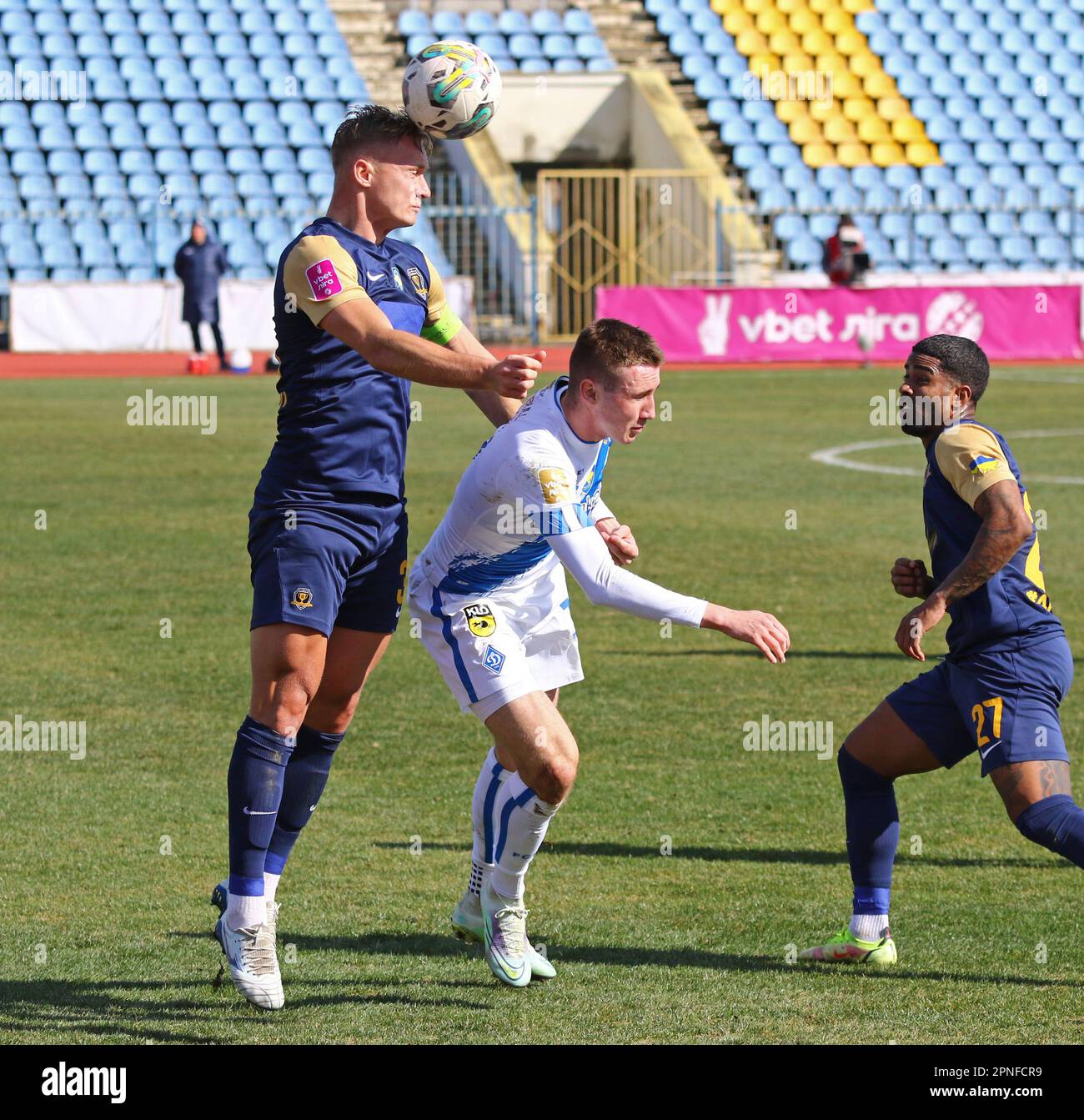 Uschhorod, Ukraine 12. März 2023 Oleksandr Svatok von SC Dnipro1 (L