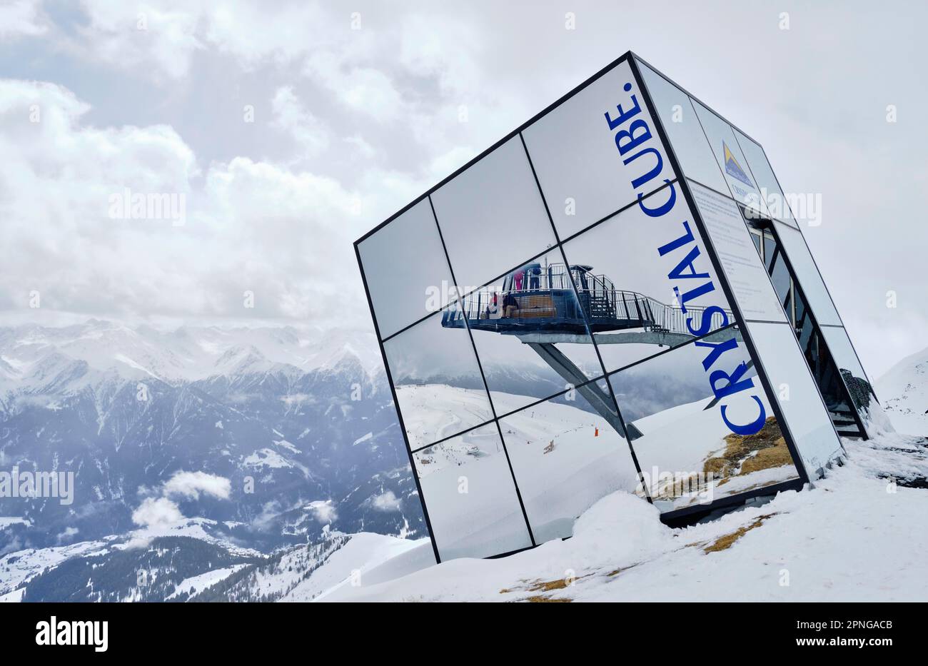 Crystal Cube auf dem Zwoelferkopf, Skigebiet Serfaus Fiss Ladis, Tirol, Österreich Stockfoto