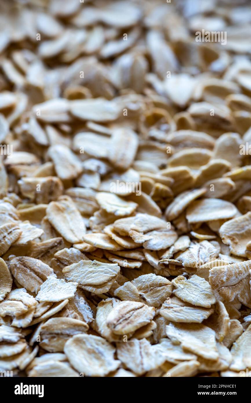 Nahaufnahme eines Haufens von gesättigtem Haferflocken Stockfoto