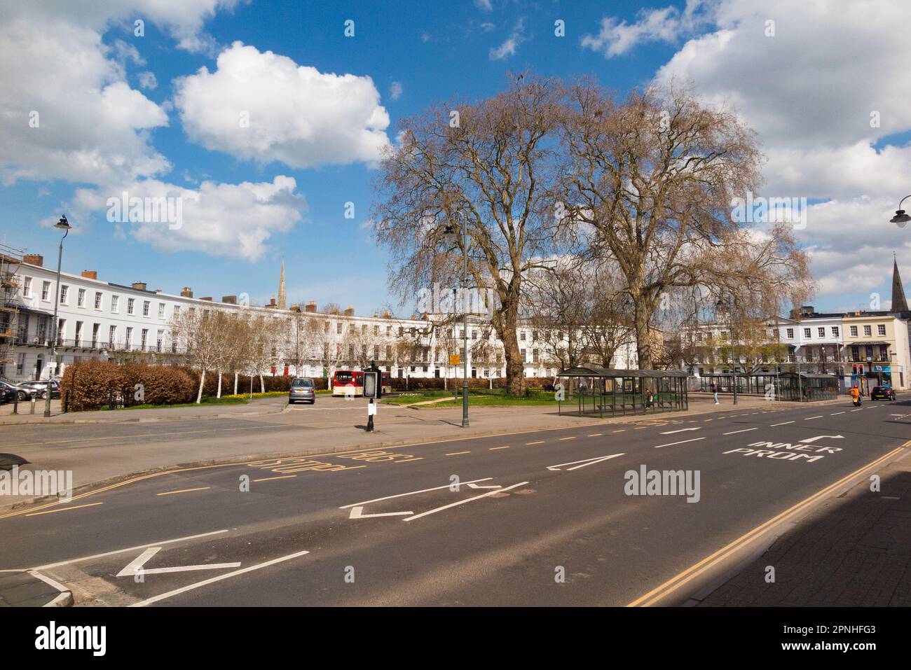 Royal Crescent, Cheltenham. GL50 3DA. UK. Die Häuser wurden c180610