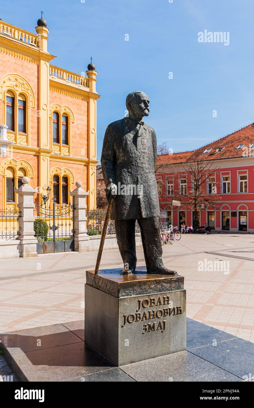 Novi Sad, Serbien - 24. März 2023: Statue von Jovan Jovanovic alias Cika Jova Zbri, berühmter Dichter und Arzt, der erste serbische Schriftsteller, der Gedichte schrieb Stockfoto