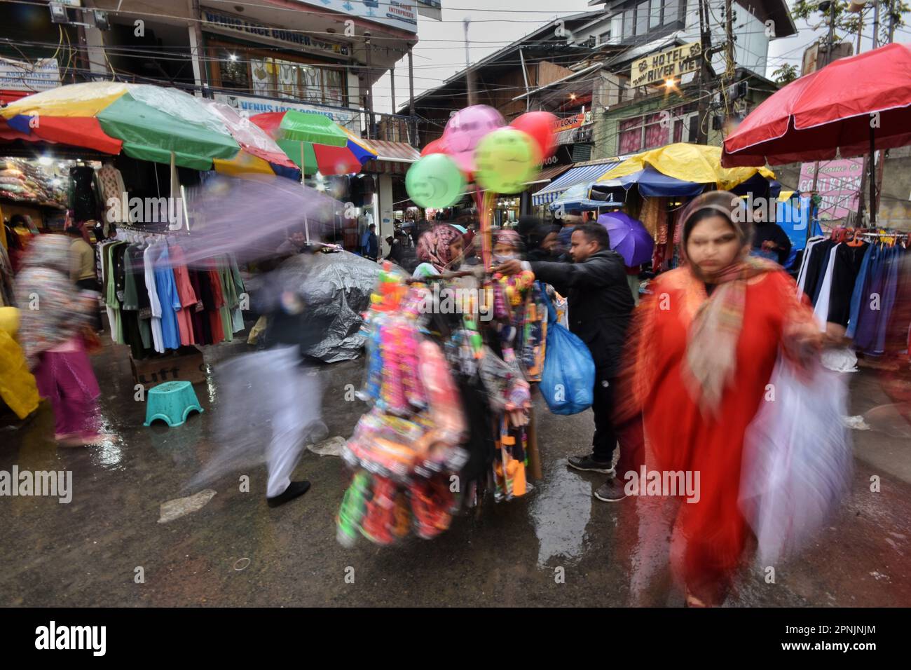 19. April 2023, Srinagar, Jammu und Kaschmir, Indien Inmitten schwerer