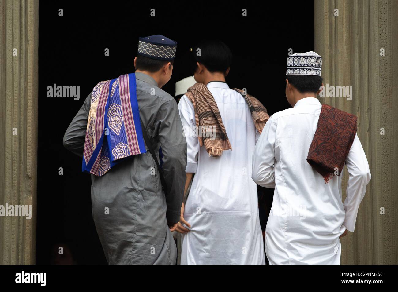 Eine Gruppe unidentifizierter muslimischer Männer Stockfoto