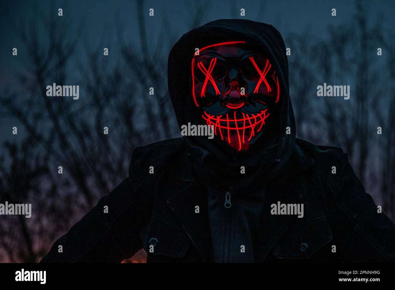 Purge Mask, man with LED Mask, Frankfurt am Main, Hessen, Deutschland Stockfoto