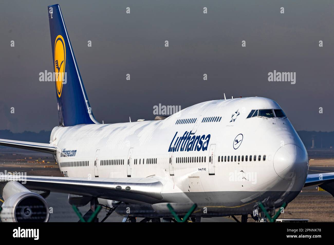 Boeing 747-400, Jumbo Jet, der Fluggesellschaft Lufthansa, Flughafen, Frankfurt am Main, Hessen, Deutschland Stockfoto