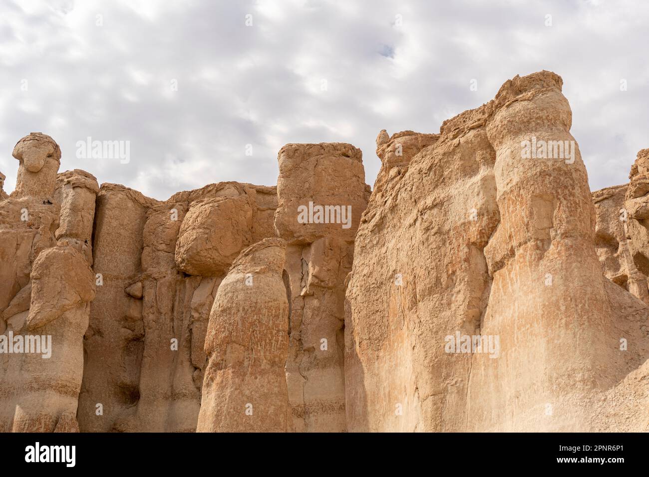 Al Qarah Mountains Hills in Al-Ahsa, in der östlichen Provinz Saudi-Arabiens. Stockfoto