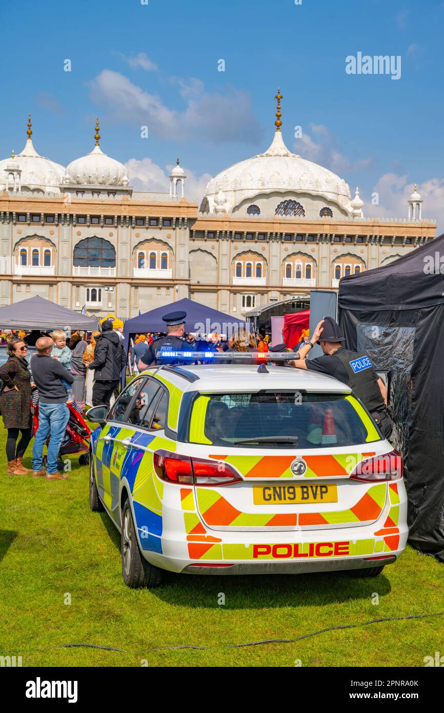 Die Verbindungseinheit der Polizei von Kent beim Vaisakhi-Festival Gravesend Kent Stockfoto