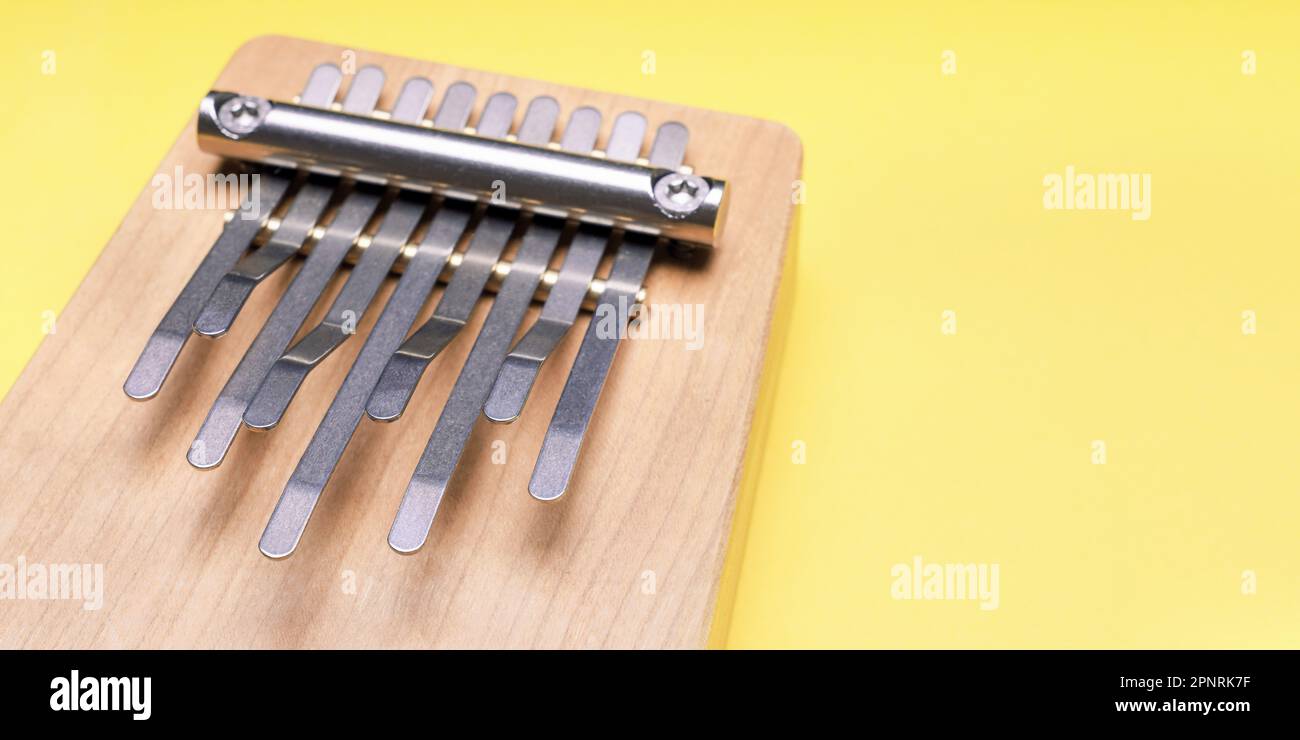 Nahaufnahme des Kalimba-Musikinstruments Stockfoto