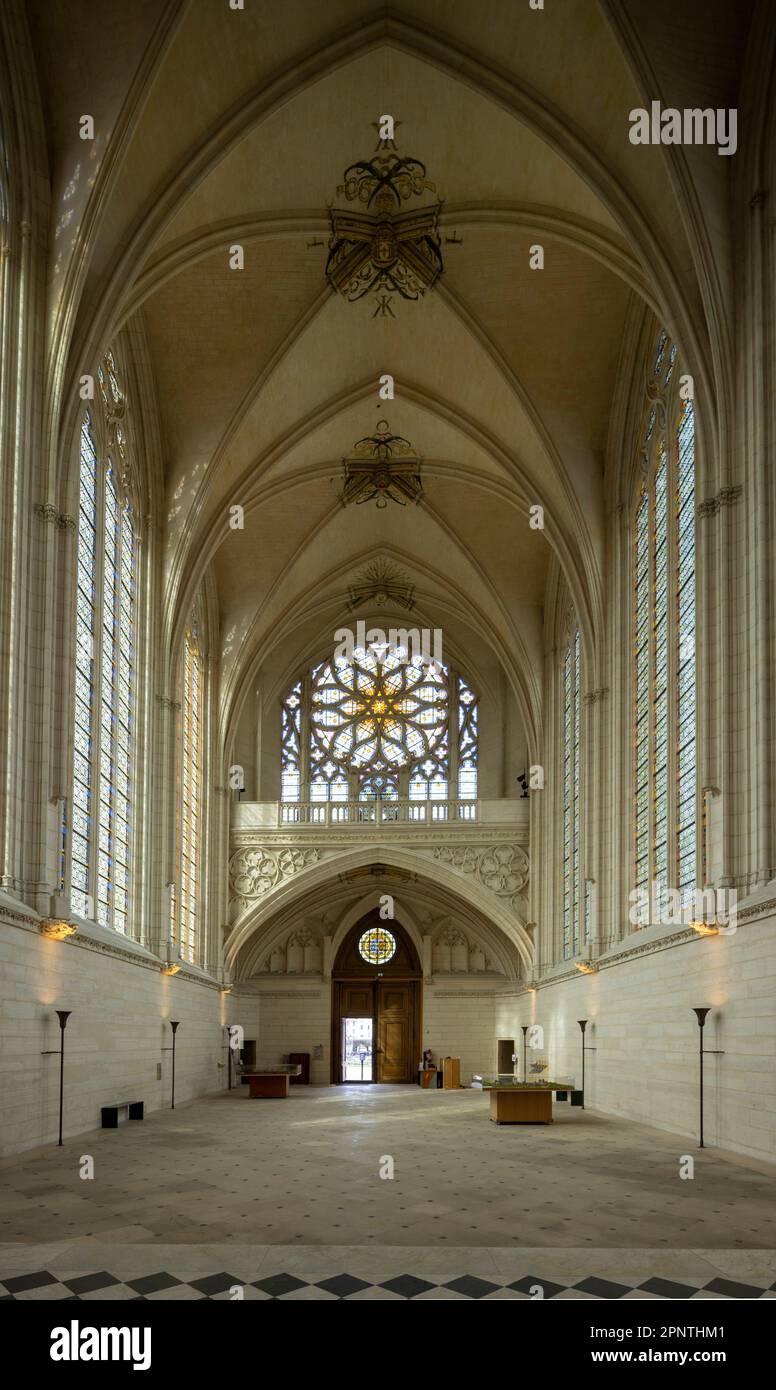 Blick auf den Eingang, Sainte-Chapelle de Vincennes, die gotische königliche Kapelle, Paris, Frankreich Stockfoto