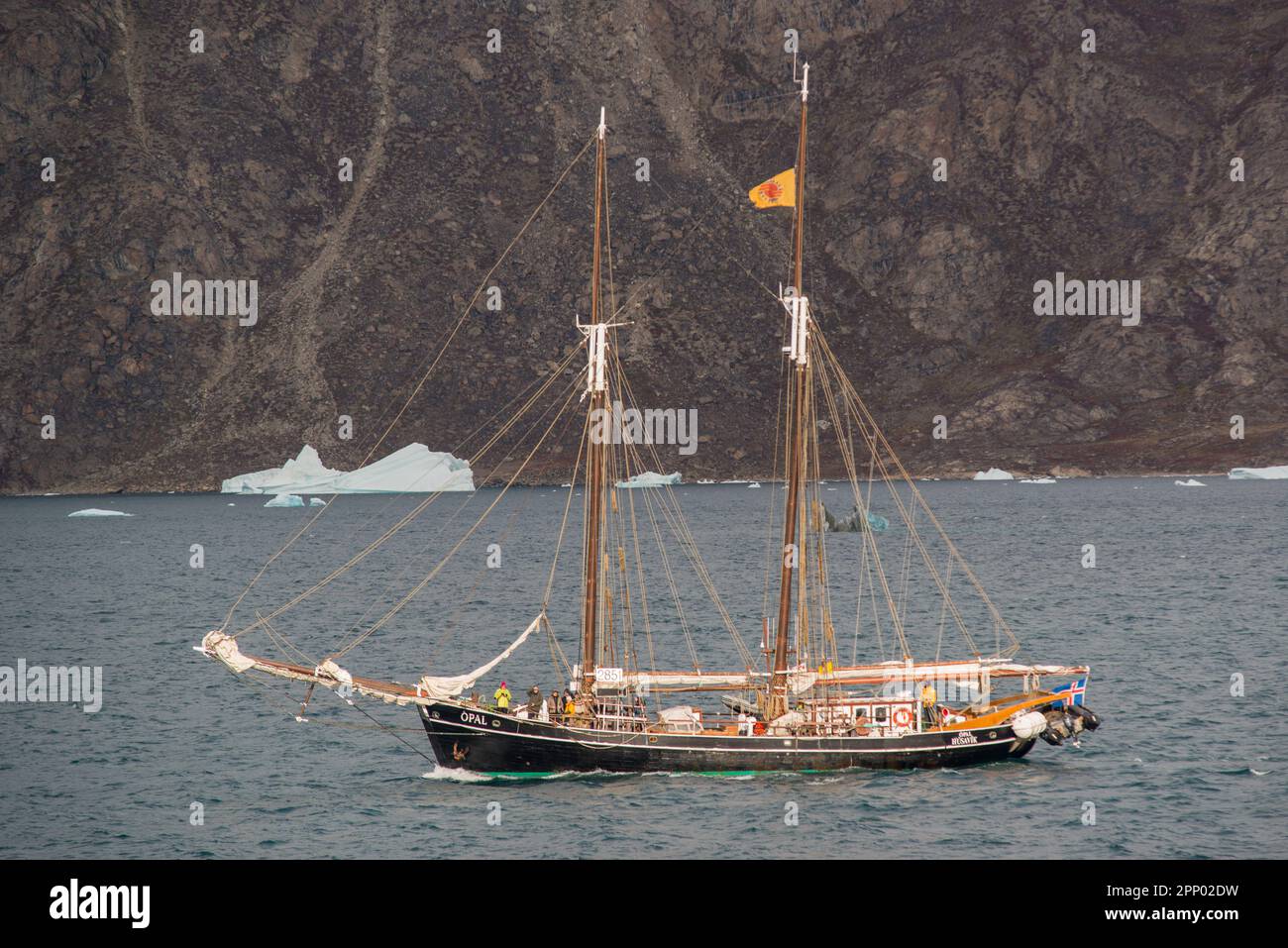 Opal-Segelschiff zur Erkundung von Fon Fjord, Grönland Stockfoto