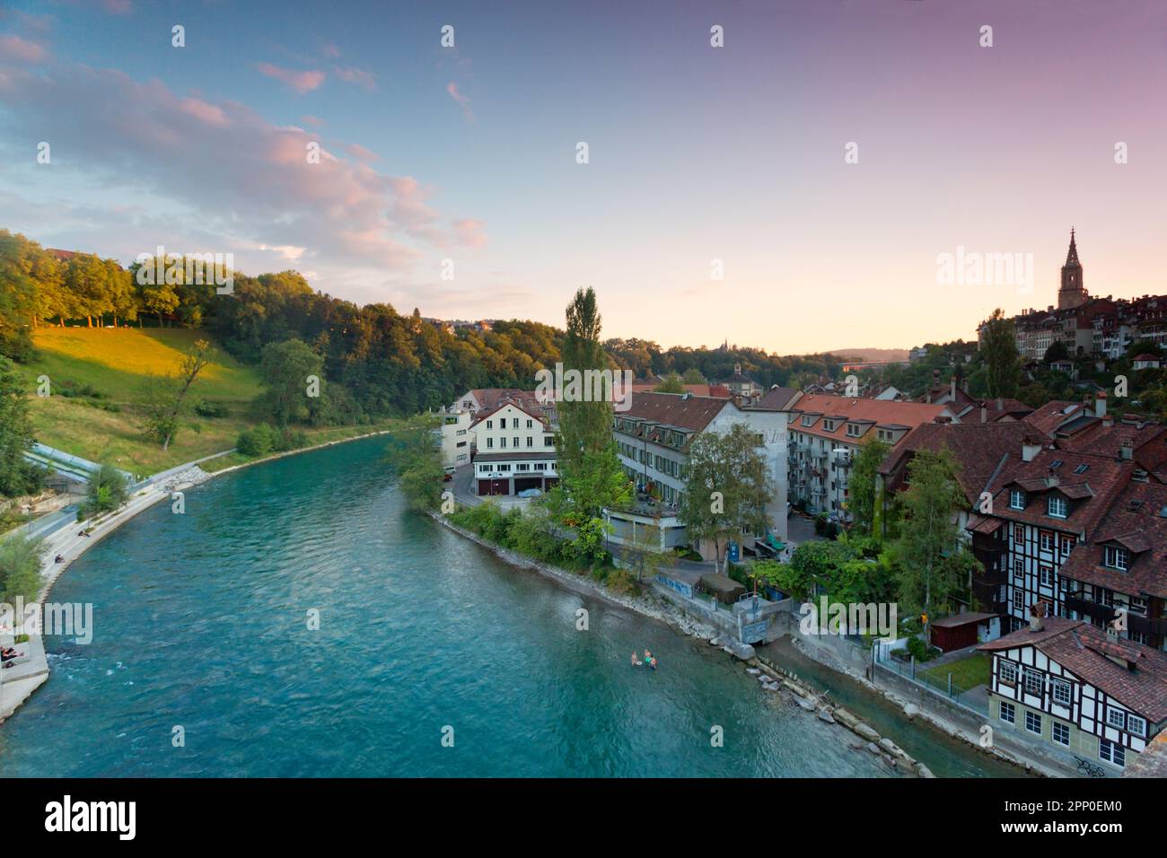 Altstadt von Bern und Fluss Aare, Schweiz Stockfoto